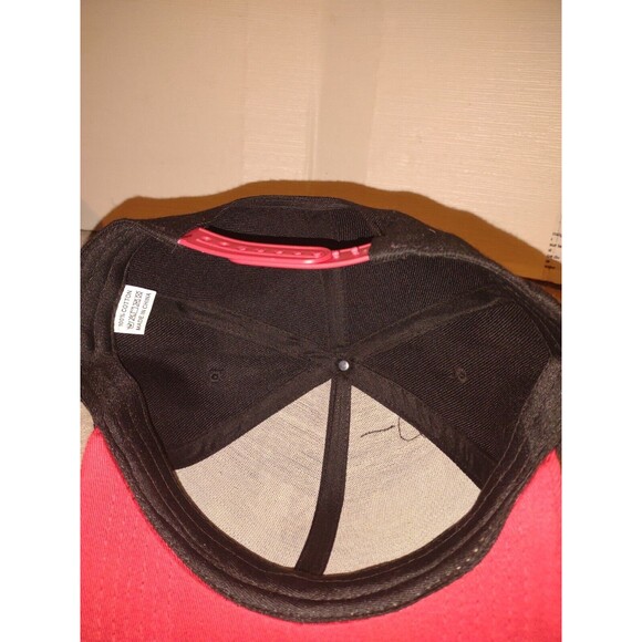 Super Mario Embroidered Mario with Red Brim Fitted Baseball Cap! Lik3 N3w - Picture 5 of 5